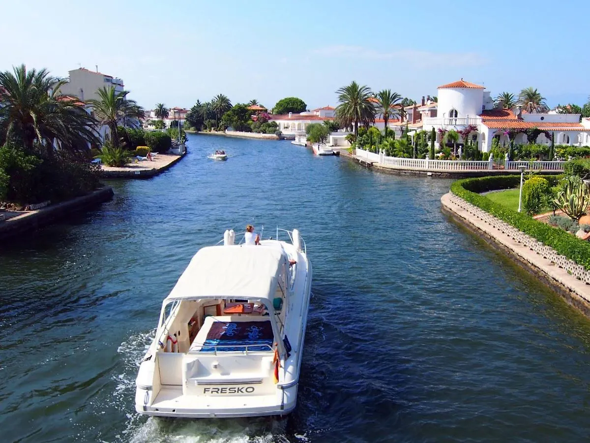 Apartment Club Nautic-10 By Interhome Empuriabrava 0*,  Spagna